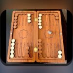 آیا می‌دانید چگونه بازی تخته نرد دو نفره موبایل می‌تواند سرگرمی و رقابت را به زندگی روزمره شما اضافه کند؟